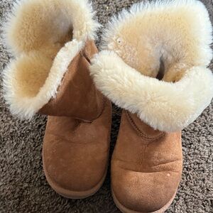 UGG Brown Shearling-Lined Winter Boots